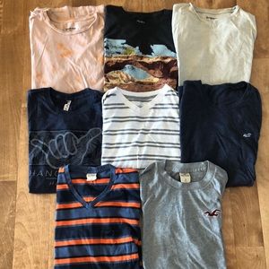 8 men’s size S tshirts